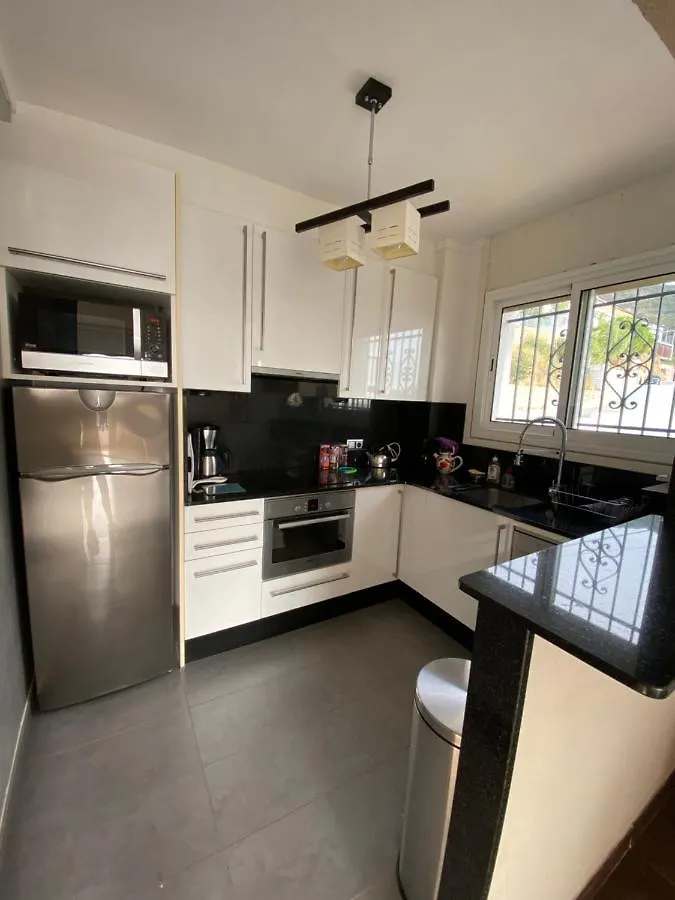 아파트 Splendide Appartement Almadrava - Terrasse Sur La Mer & Acces Pieton A La Plage 로지즈
